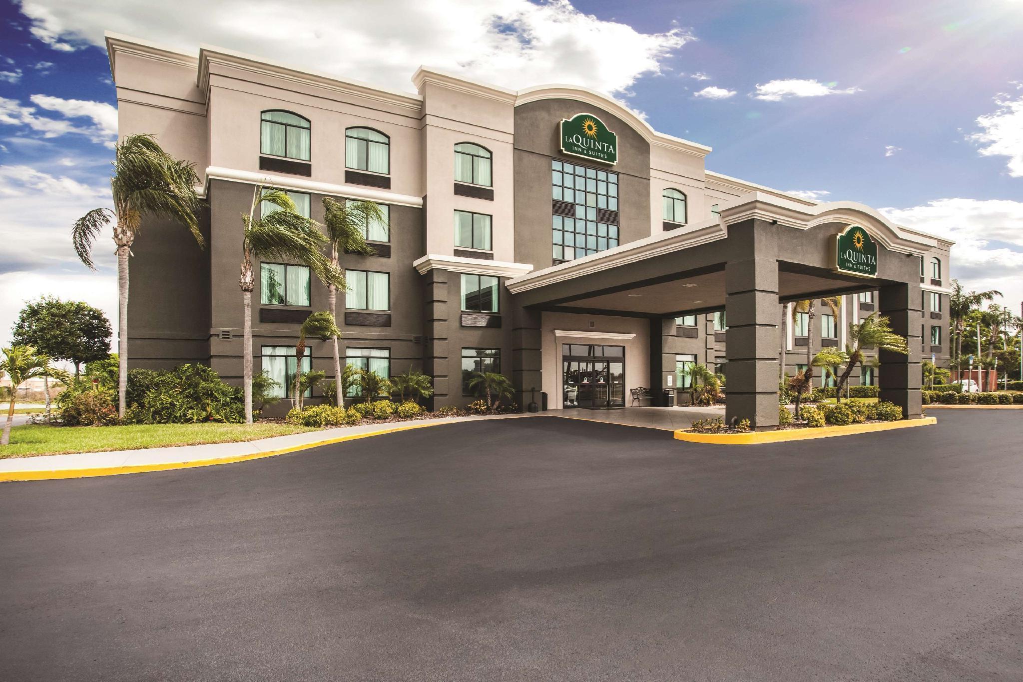 Hotel La Quinta By Wyndham Clearwater South Exterior foto