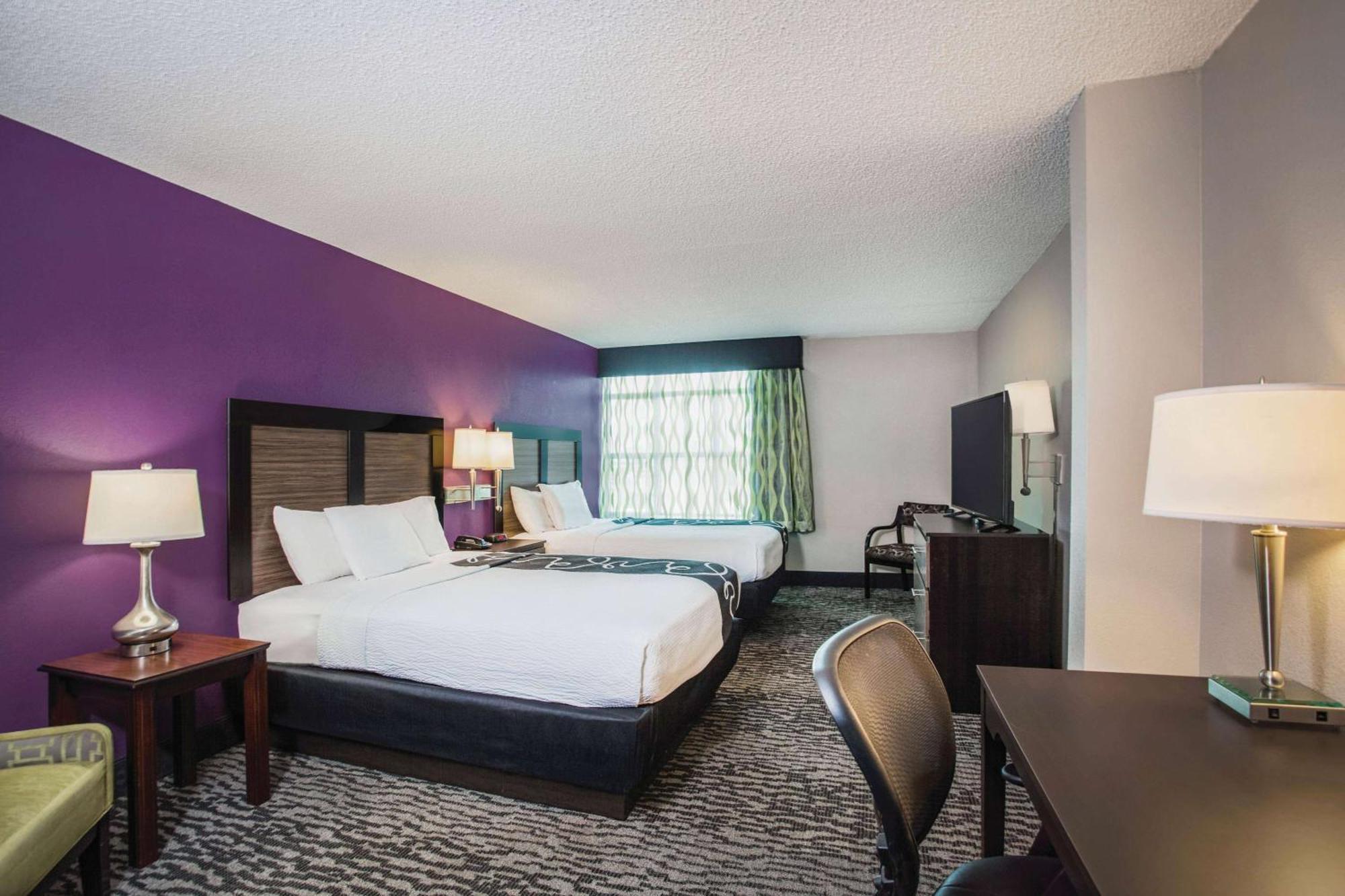 Hotel La Quinta By Wyndham Clearwater South Exterior foto