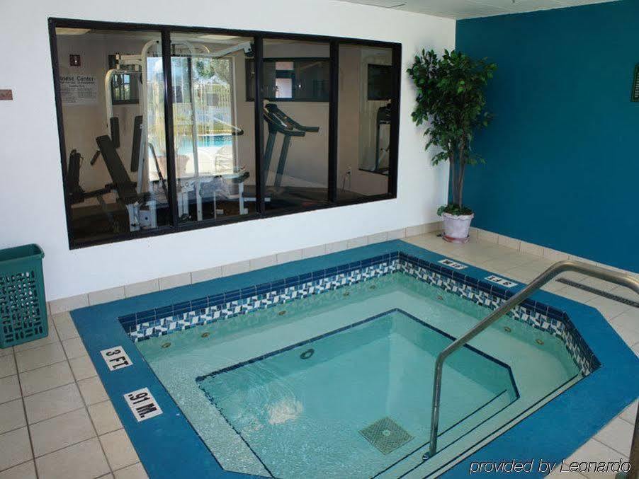 Hotel La Quinta By Wyndham Clearwater South Exterior foto